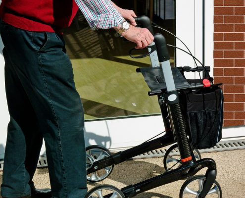 Mit dem Rollator bis 70 zur Arbeit